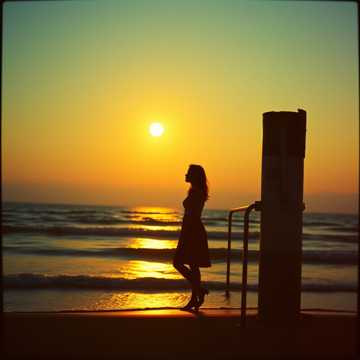 Bitlo.ru - Полтора года, как тот осенний вечер,